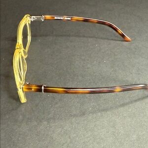 Robert Marc Tortoise and Yellow Glasses